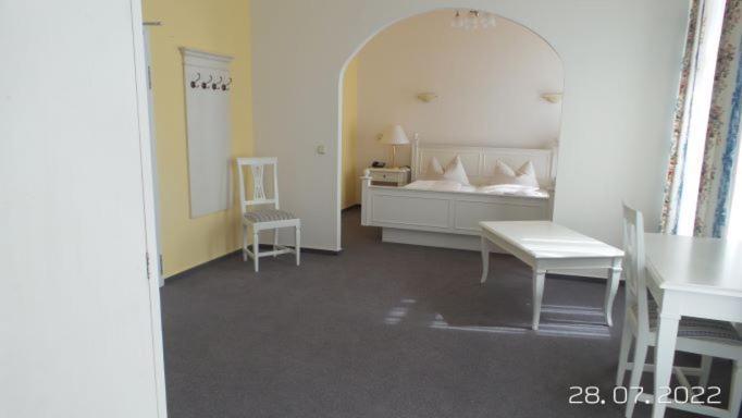 Eifeler Hof - Eifelpark Karten, Angelkarten, Beste Hochzeitssaal In Region Kyllburg Kamer foto