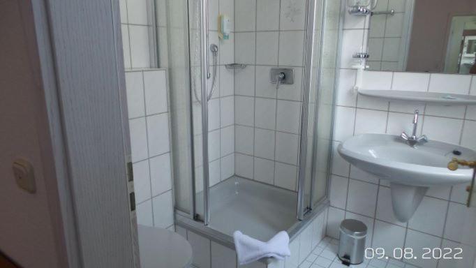 Eifeler Hof - Eifelpark Karten, Angelkarten, Beste Hochzeitssaal In Region Kyllburg Kamer foto