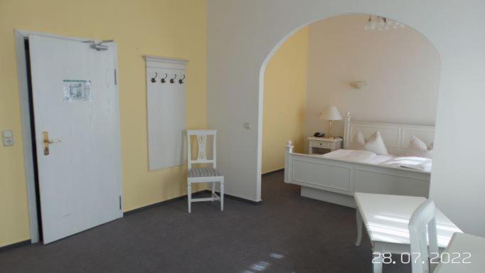 Eifeler Hof - Eifelpark Karten, Angelkarten, Beste Hochzeitssaal In Region Kyllburg Kamer foto